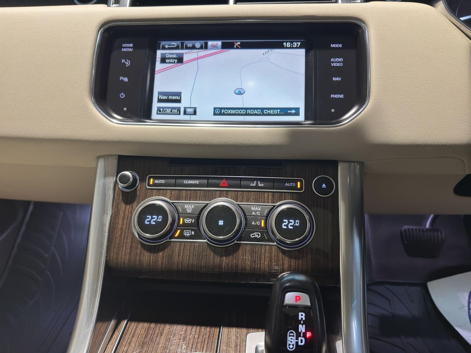 Used Land Rover Range Rover Sport 2015 for sale - 76634297: Photo 14