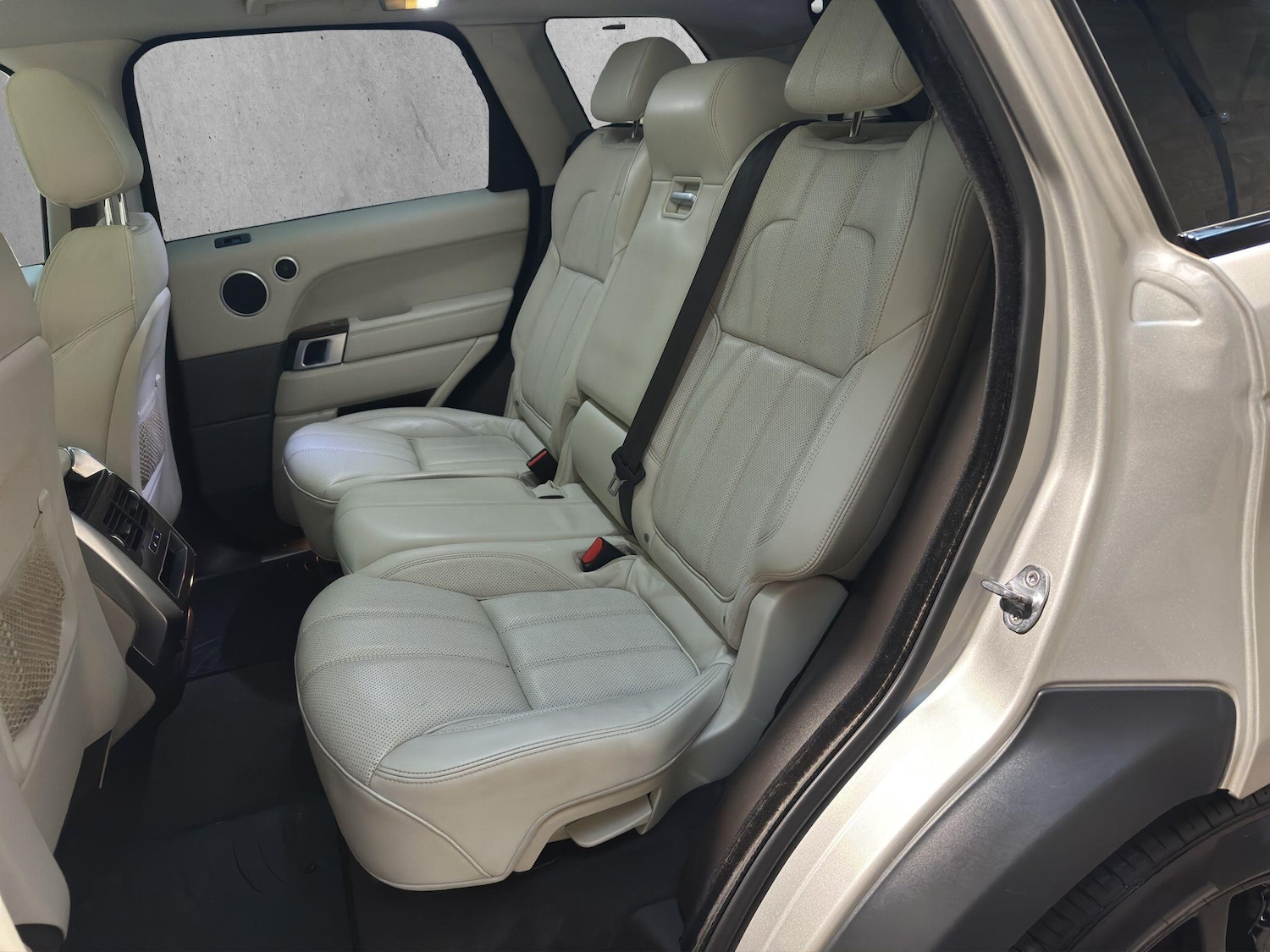 Used Land Rover Range Rover Sport 2015 for sale - 76634297: Photo 16