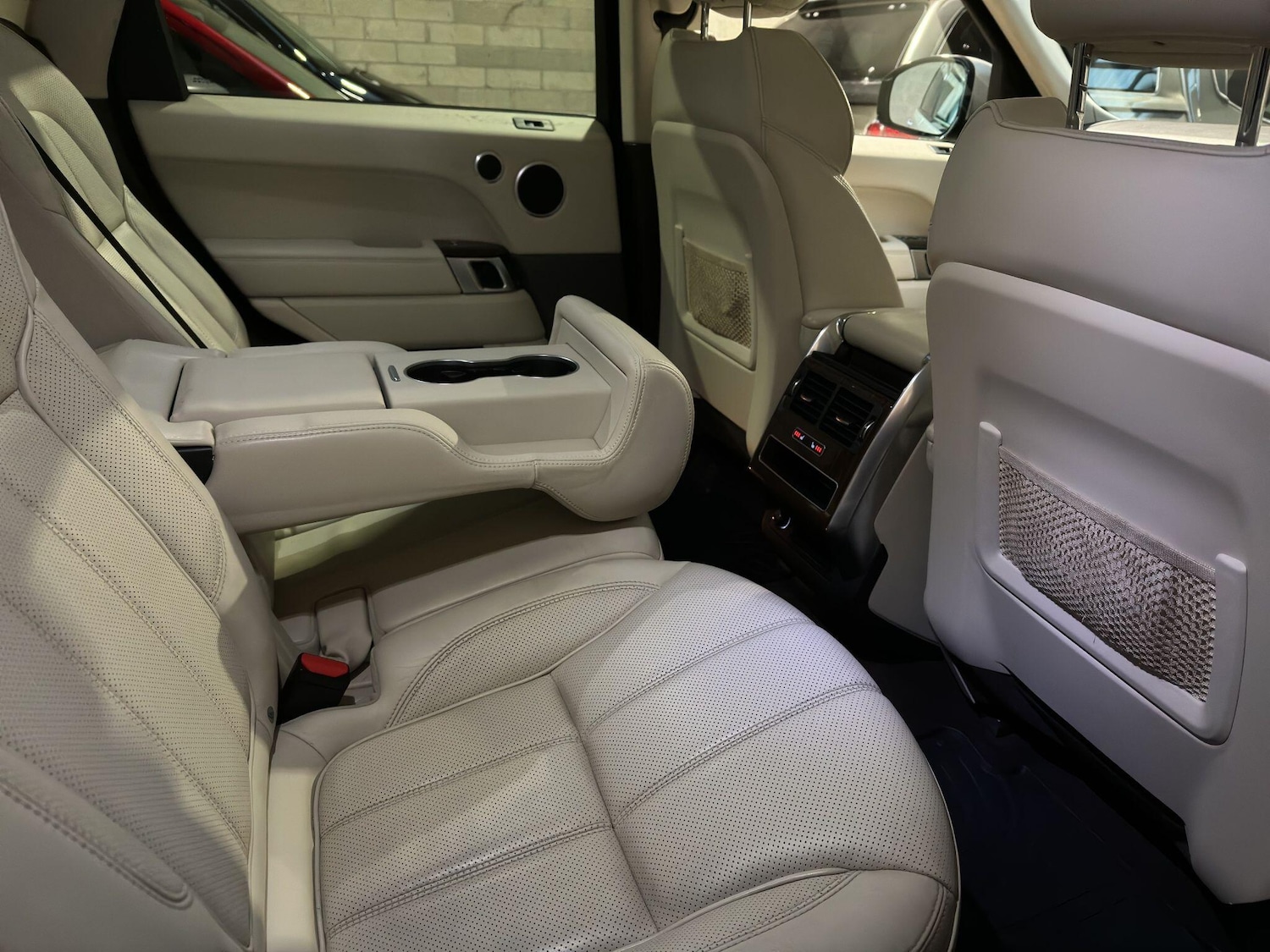 Used Land Rover Range Rover Sport 2015 for sale - 76634297: Photo 18