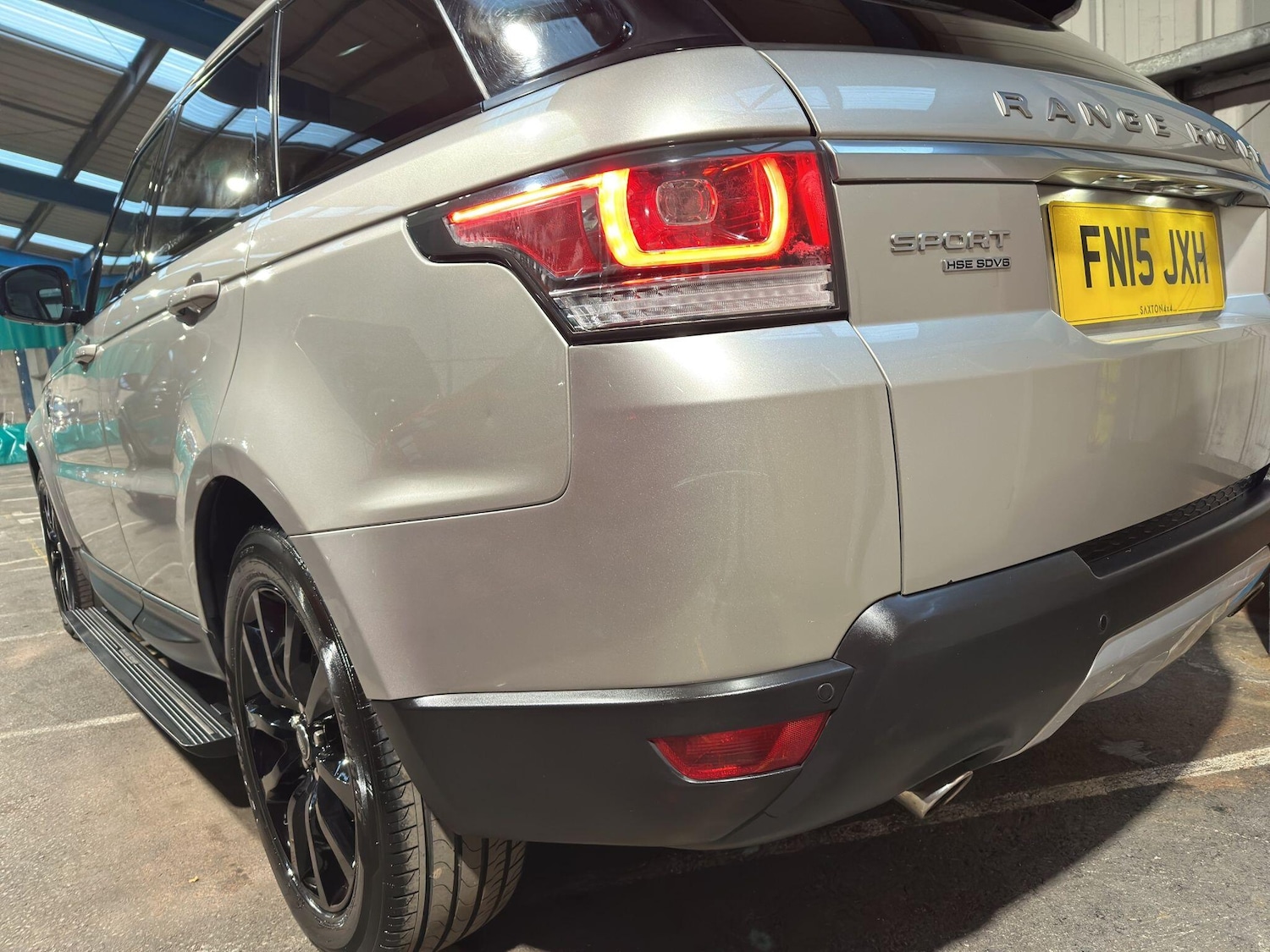 Used Land Rover Range Rover Sport 2015 for sale - 76634297: Photo 32