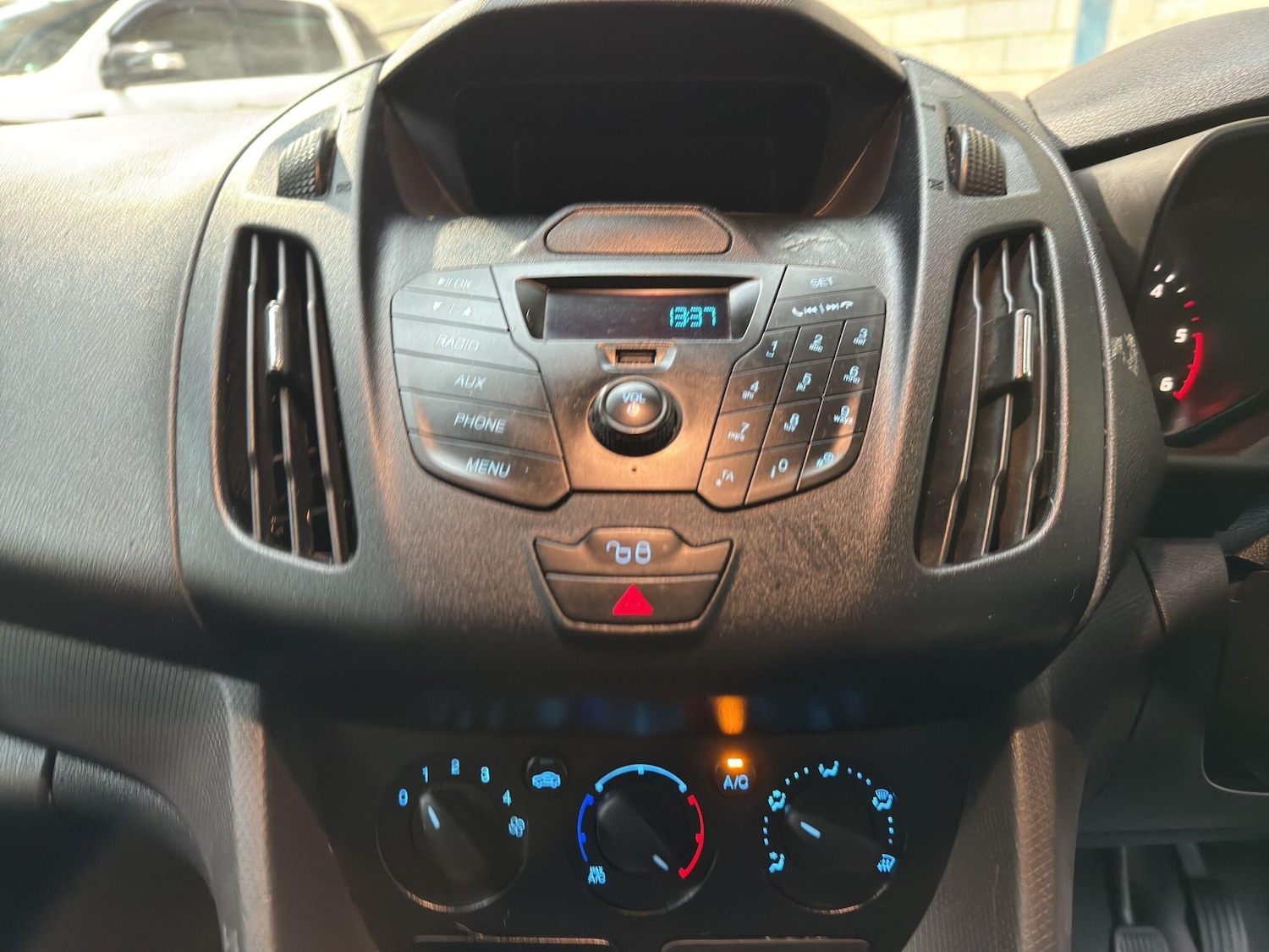 Used Ford Transit Connect 2018 for sale - 76866160: Photo 15