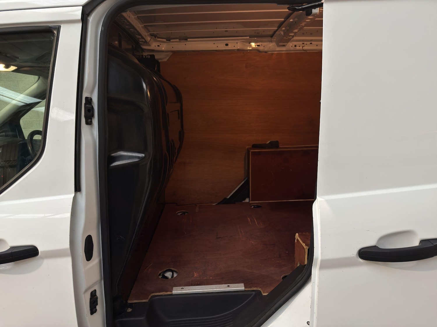 Used Ford Transit Connect 2018 for sale - 76866160: Photo 17