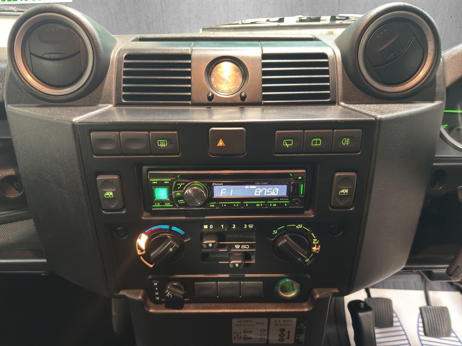 Used Land Rover Defender 110 for sale - 77705560: Photo 12