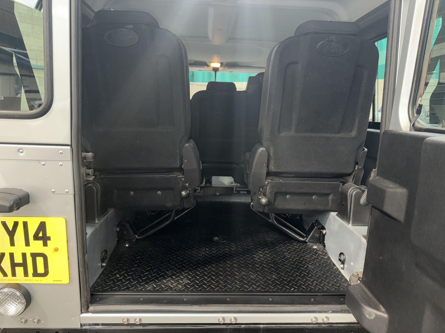 Used Land Rover Defender 110 for sale - 77705560: Photo 18