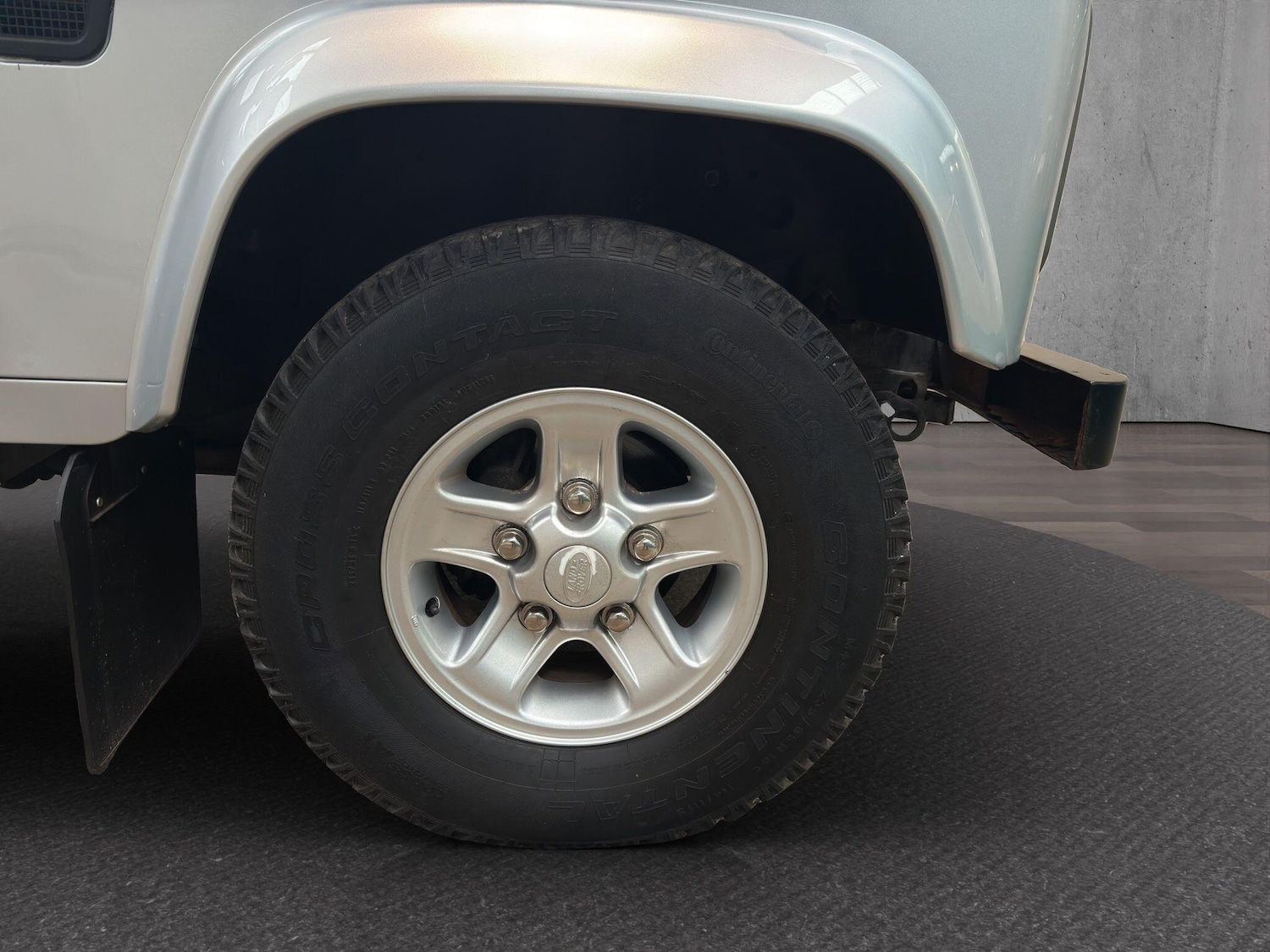 Used Land Rover Defender 110 for sale - 77705560: Photo 23