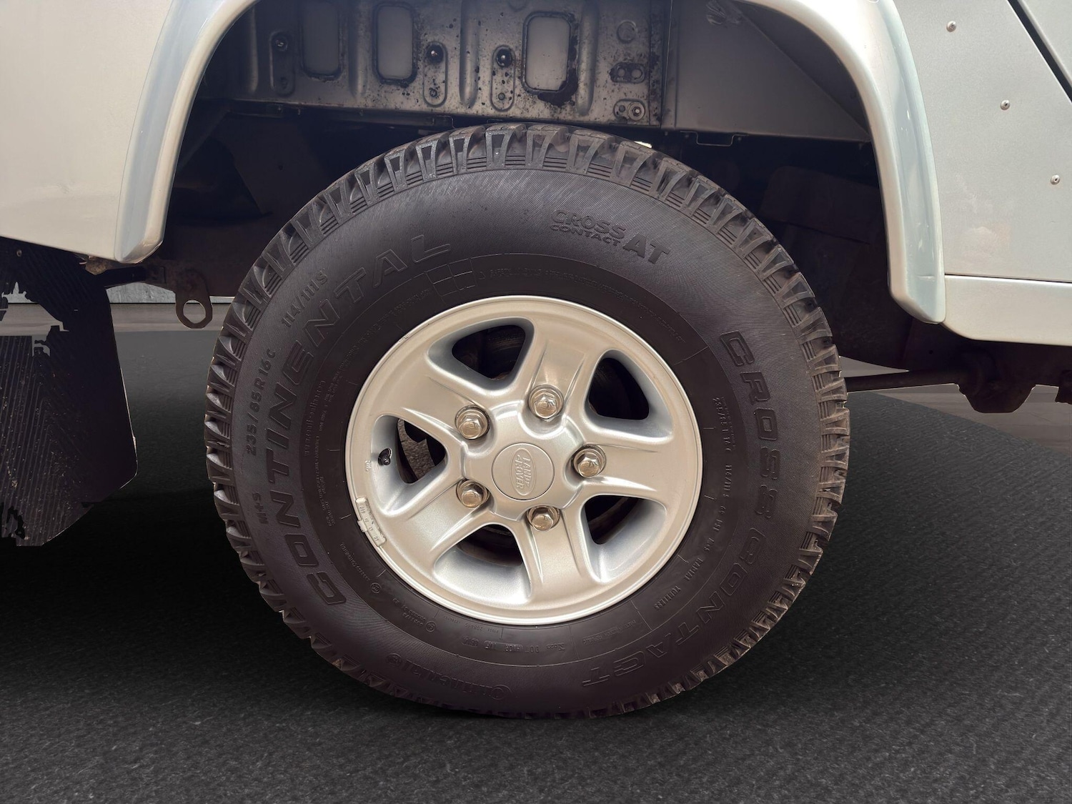 Used Land Rover Defender 110 for sale - 77705560: Photo 24