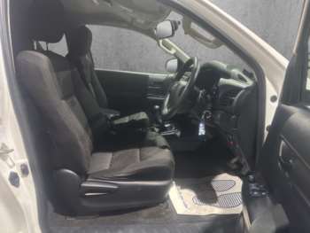 Used Toyota Hilux 2017 for sale - 75002233: Photo