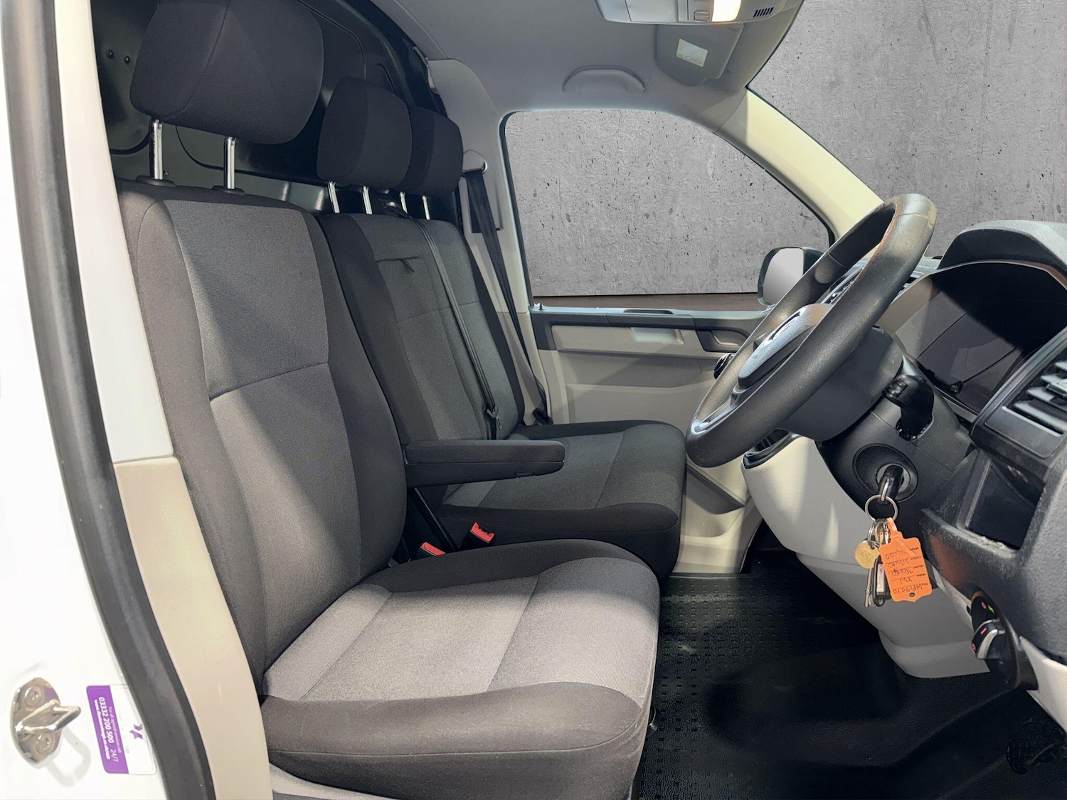 Used Volkswagen Transporter 2019 for sale - 77468257: Photo 4