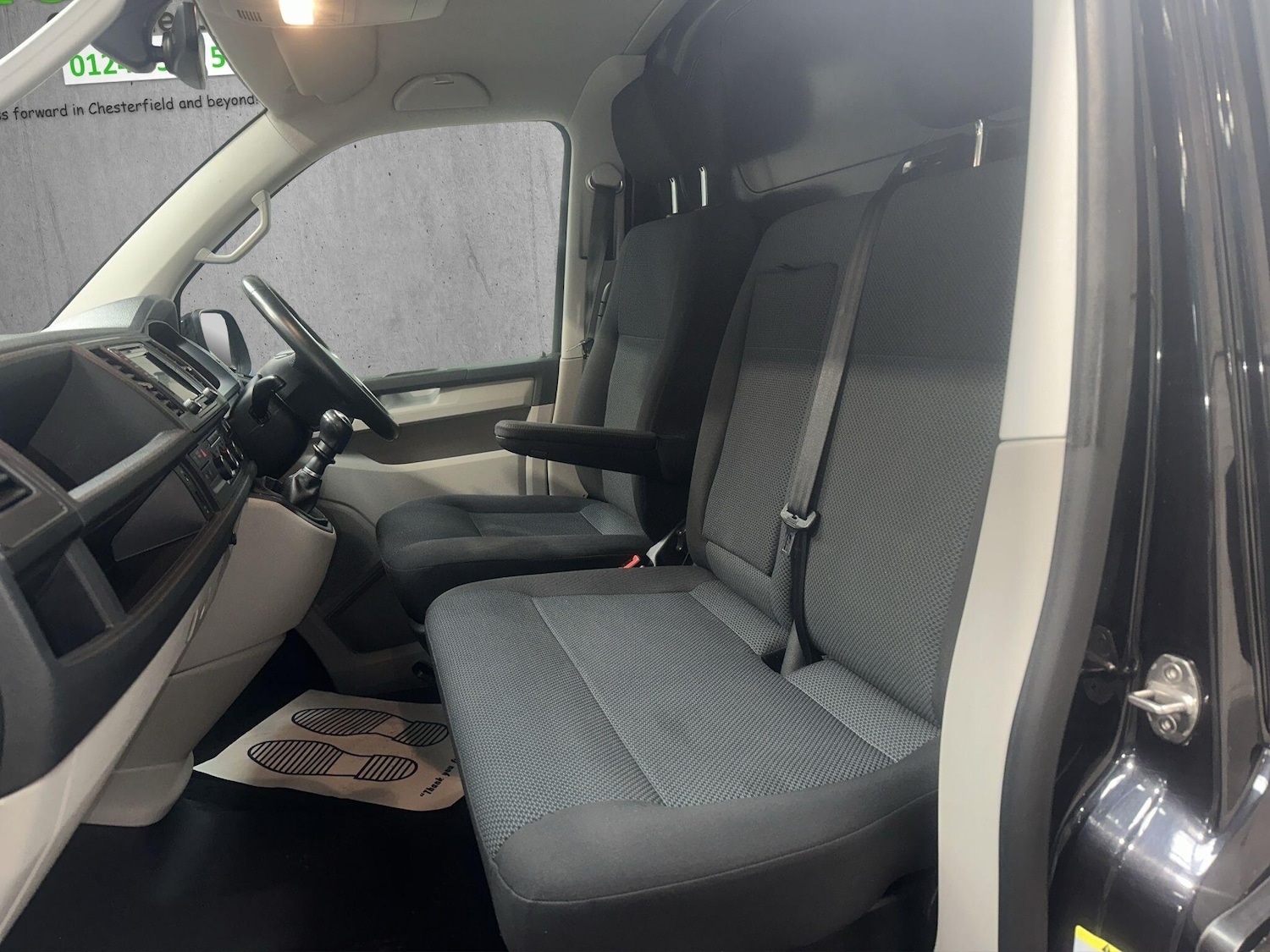 Used Volkswagen Transporter 2018 for sale - 76337396: Photo 16