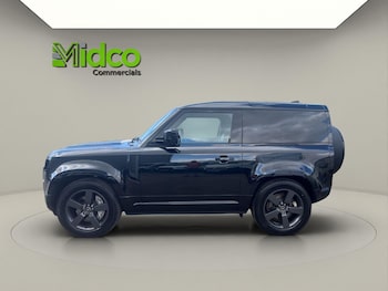 Used Land Rover Defender 2024 for sale - 79425935: Photo