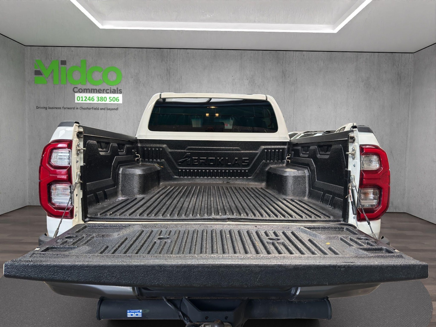 Used Toyota Hilux 2023 for sale - 77908638: Photo 19