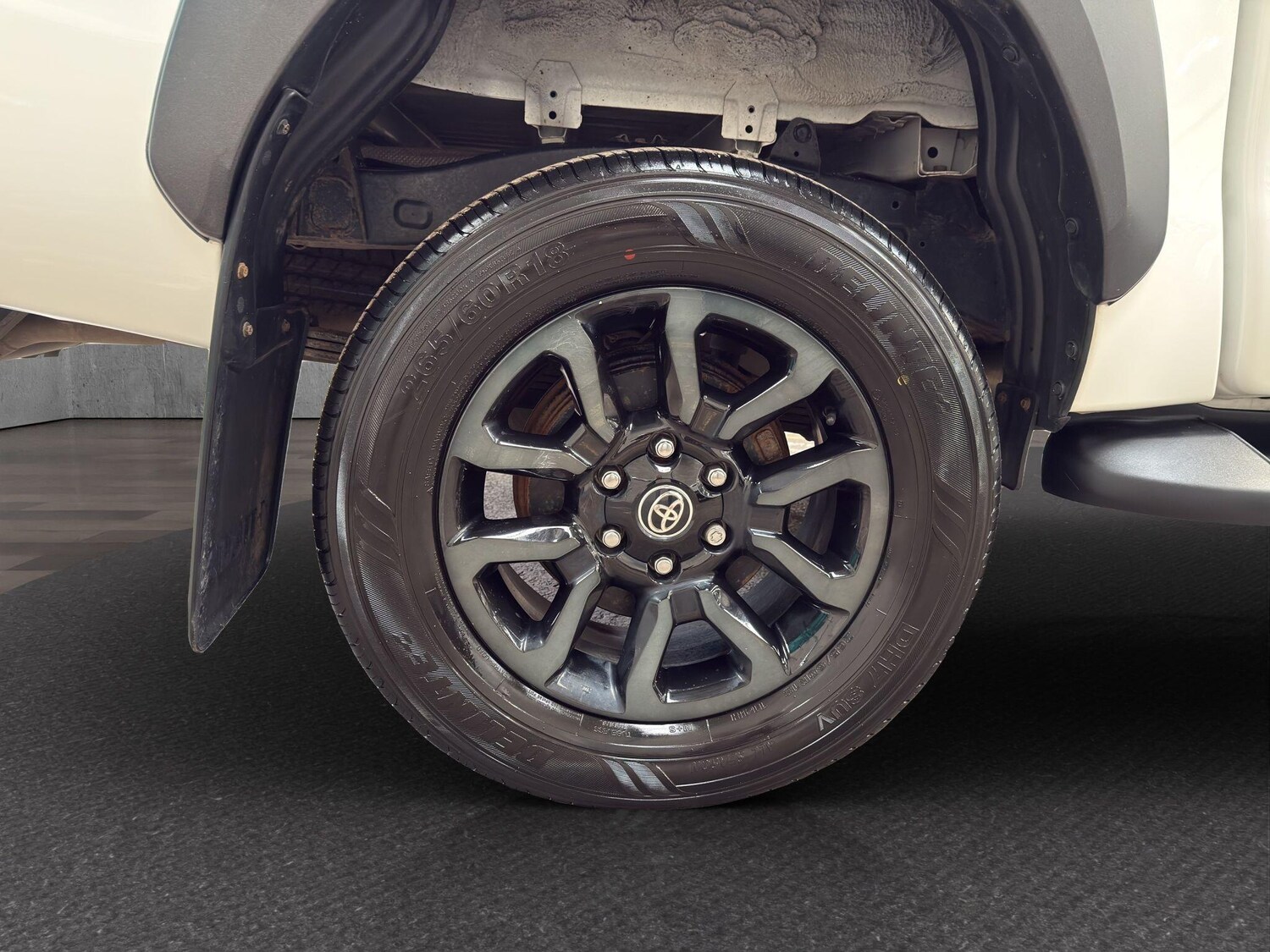 Used Toyota Hilux 2023 for sale - 77908638: Photo 29