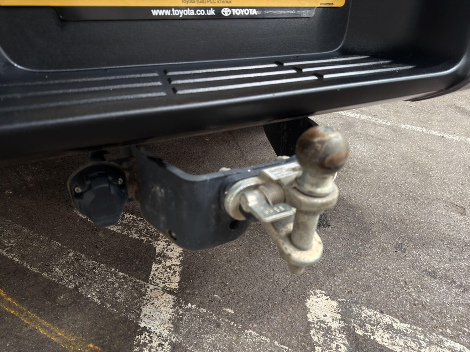 Used Toyota Hilux 2023 for sale - 77970730: Photo 28