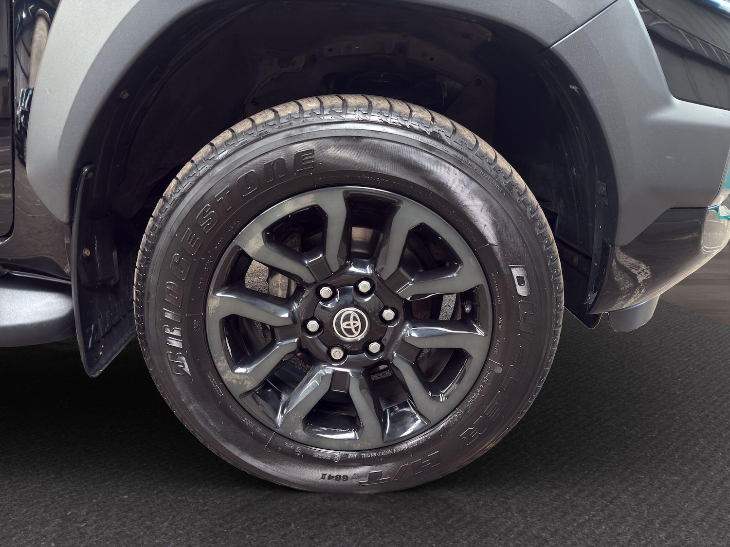 Used Toyota Hilux 2023 for sale - 77970730: Photo 29