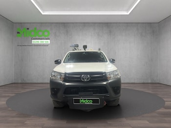 Used Toyota Hilux 2017 for sale - 75268534: Photo