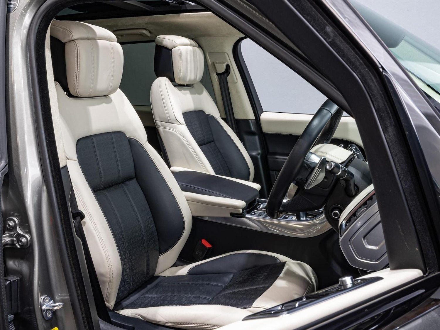 Used Land Rover Range Rover Sport for sale - 77359140: Photo 3