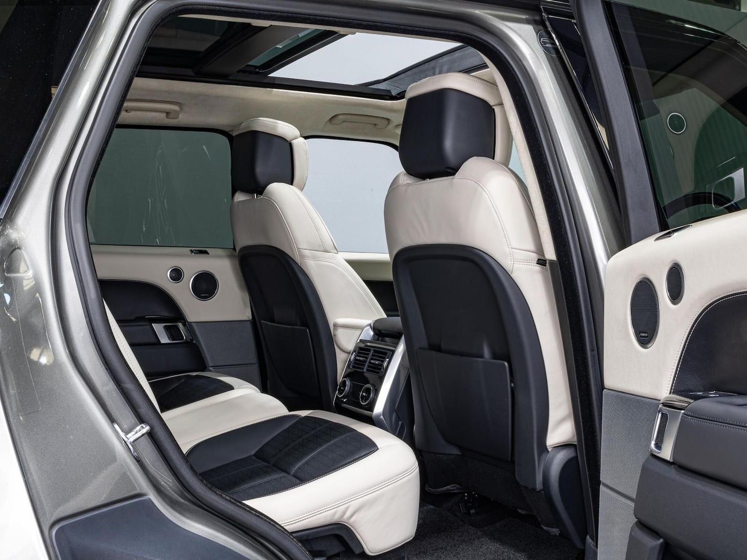 Used Land Rover Range Rover Sport for sale - 77359140: Photo 9