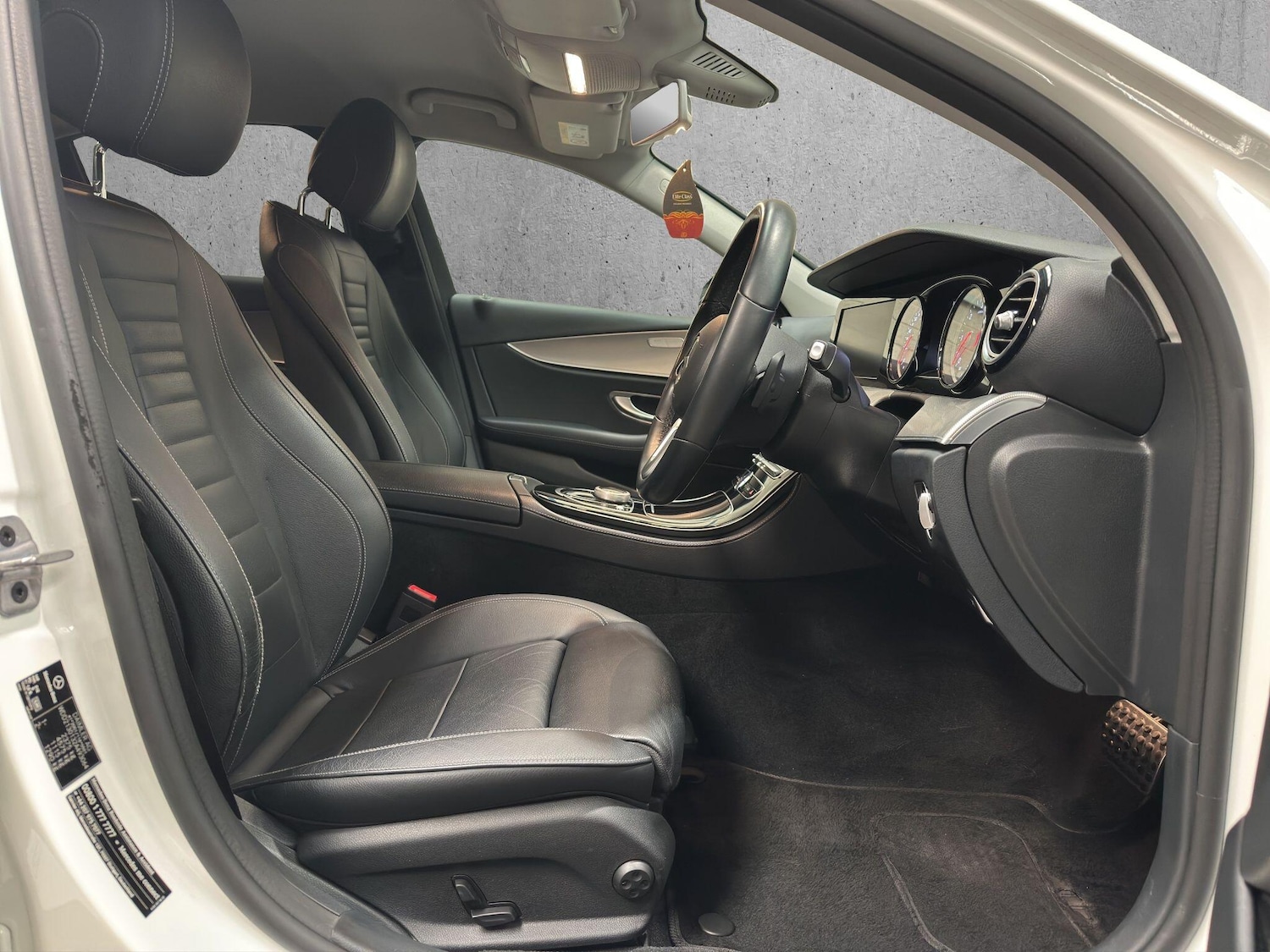 Used Mercedes-Benz E Class 2018 for sale - 76659206: Photo 4