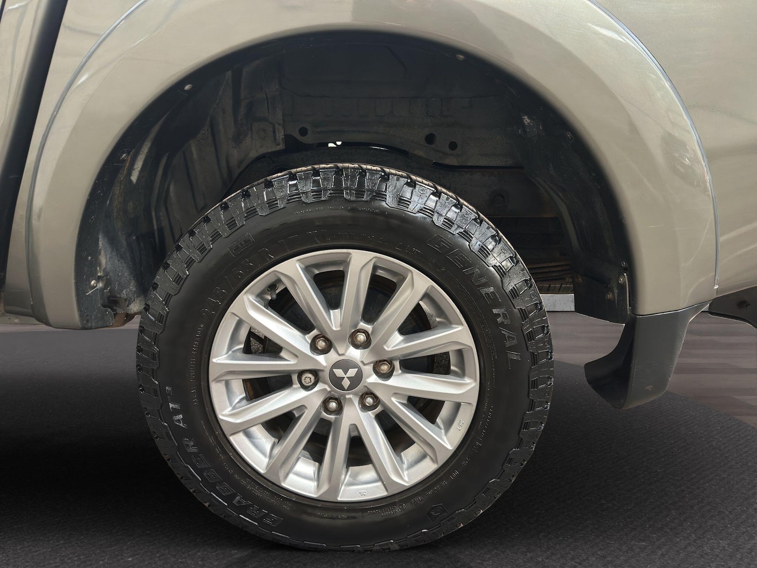 Used Mitsubishi L200 2015 for sale - 76658901: Photo 27