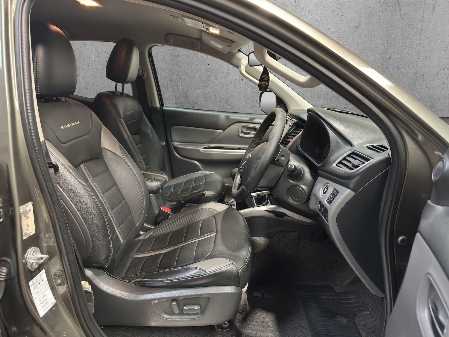 Used Mitsubishi L200 2015 for sale - 76658901: Photo 4