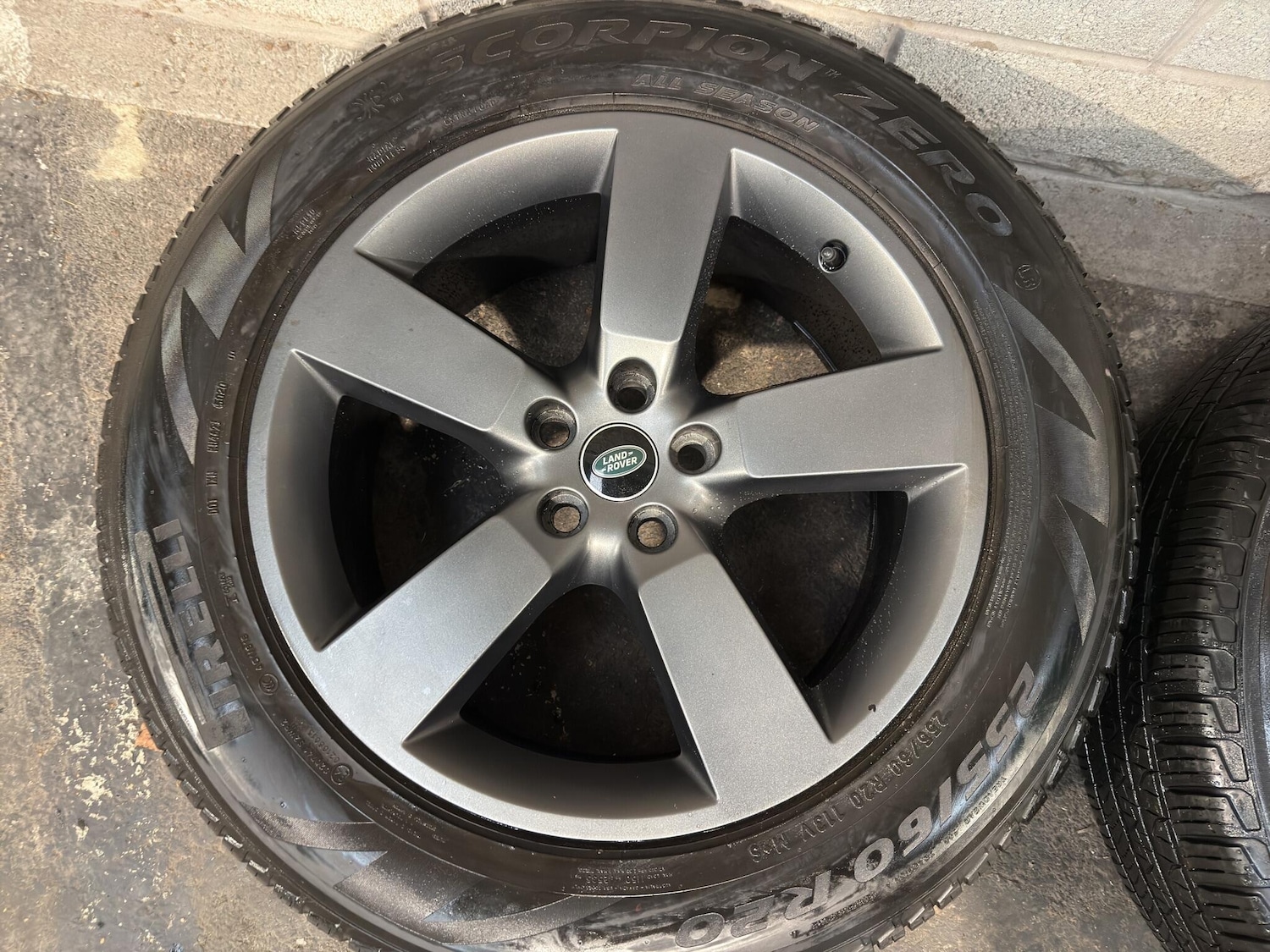 Used Land Rover Defender 110 2023 for sale - 76865584: Photo 30