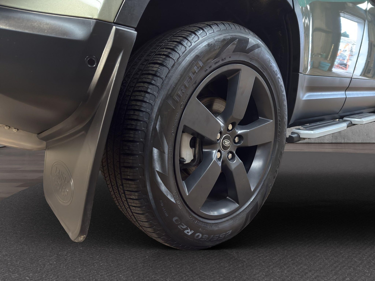 Used Land Rover Defender 110 2023 for sale - 76865584: Photo 34