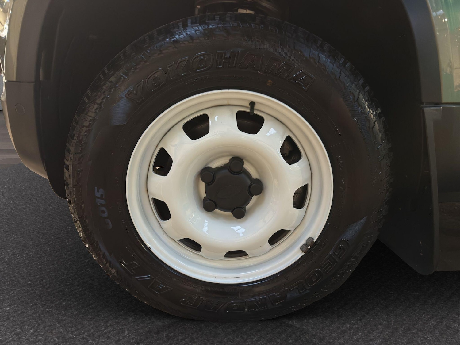 Used Land Rover Defender 110 2023 for sale - 76865584: Photo 36