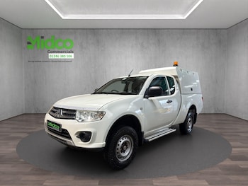Used Mitsubishi L200 2015 for sale - 77074627: Photo