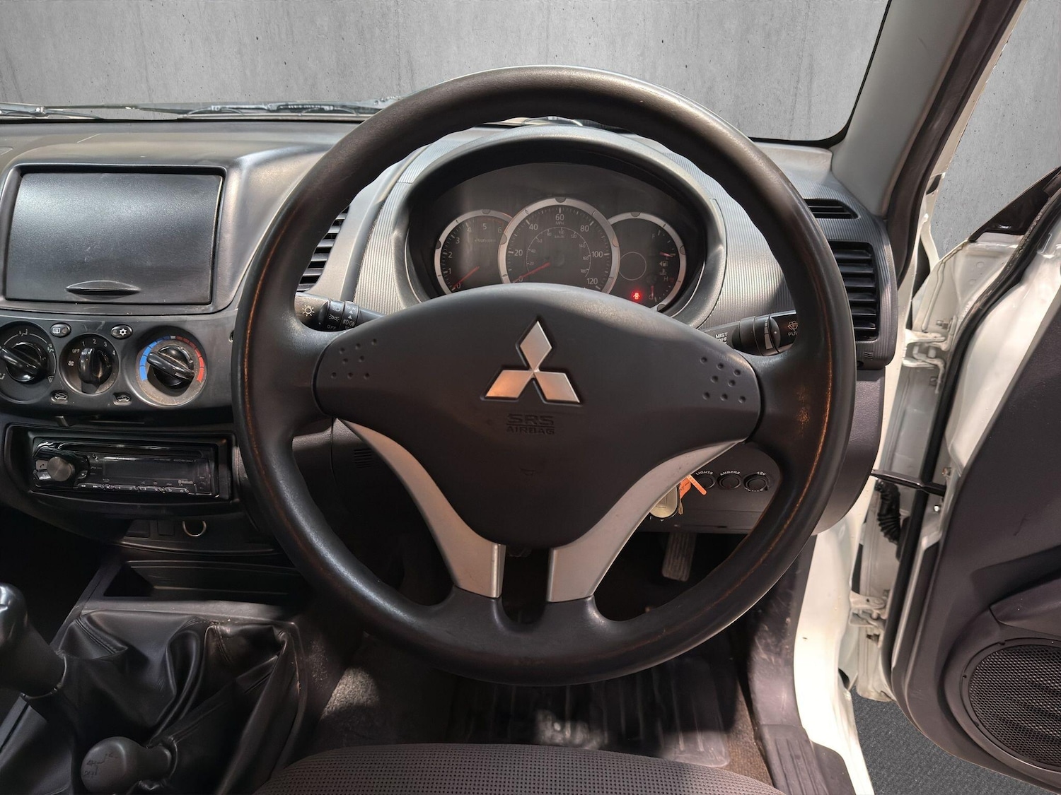 Used Mitsubishi L200 2015 for sale - 77074627: Photo 9