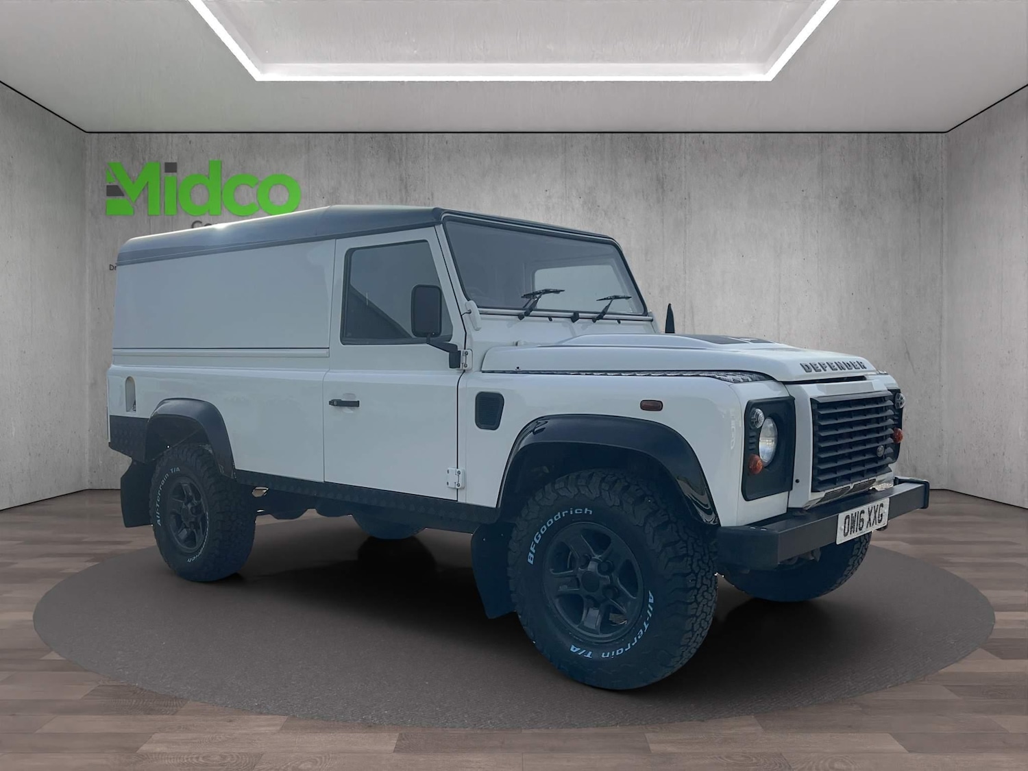 Used Land Rover Defender 2016 for sale - 76572050: Photo 1