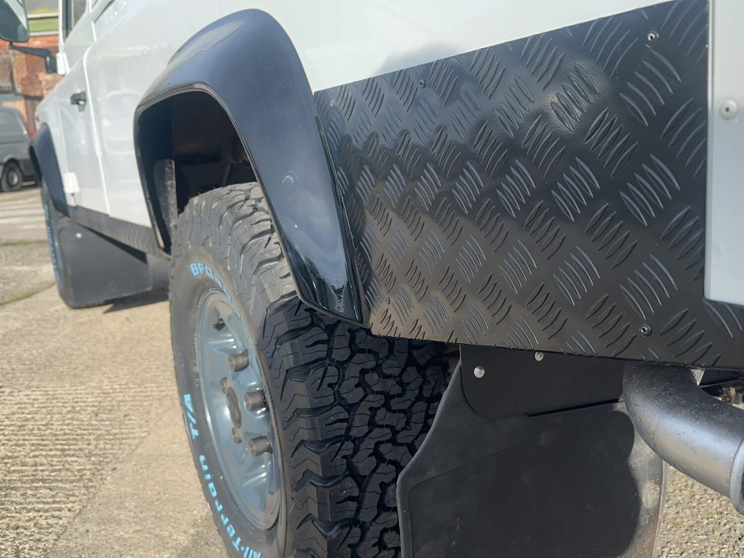 Used Land Rover Defender 2016 for sale - 76572050: Photo 18