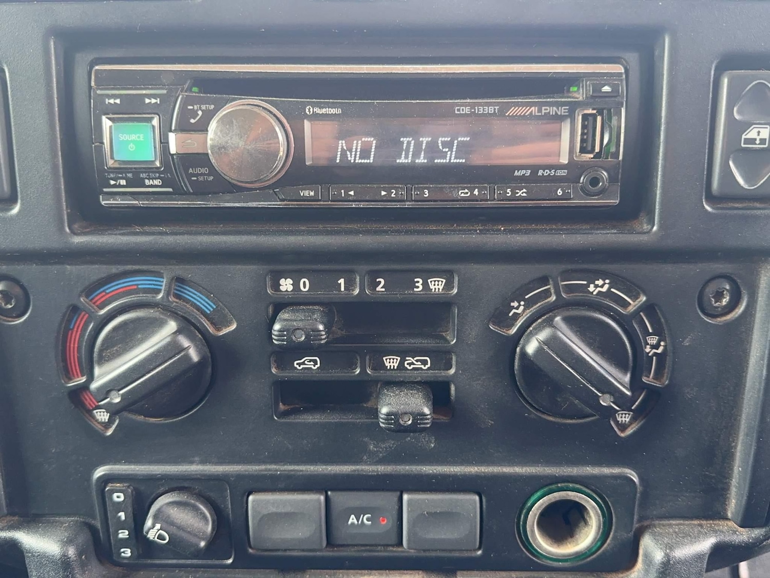 Used Land Rover Defender 2016 for sale - 76572050: Photo 9