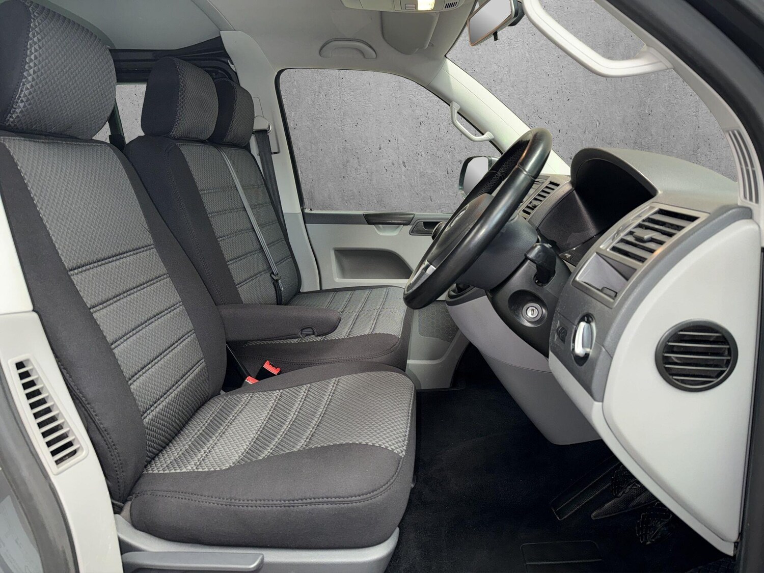 Used Volkswagen Transporter for sale - 77737907: Photo 4