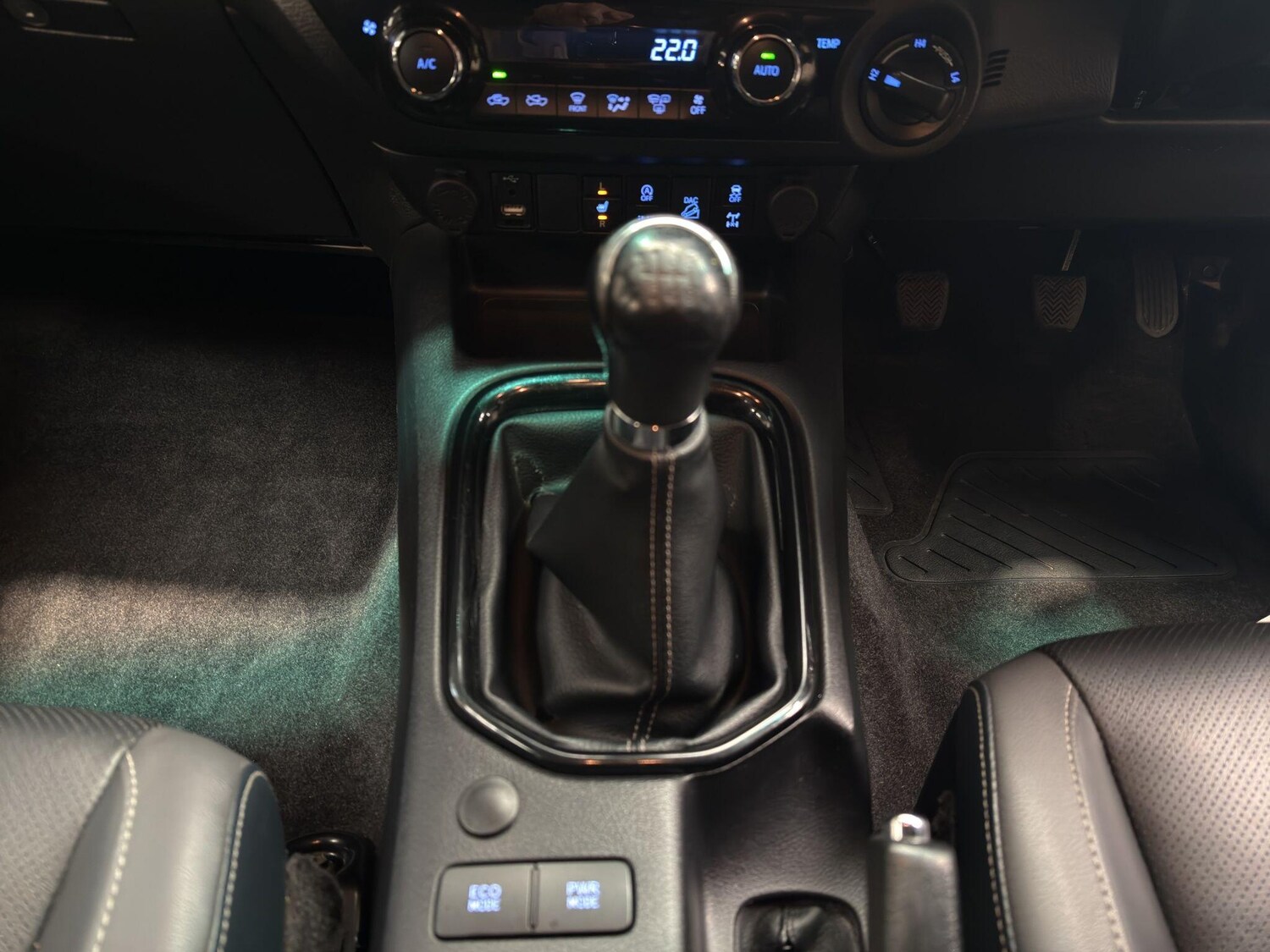 Used Toyota Hilux 2021 for sale - 77807740: Photo 14