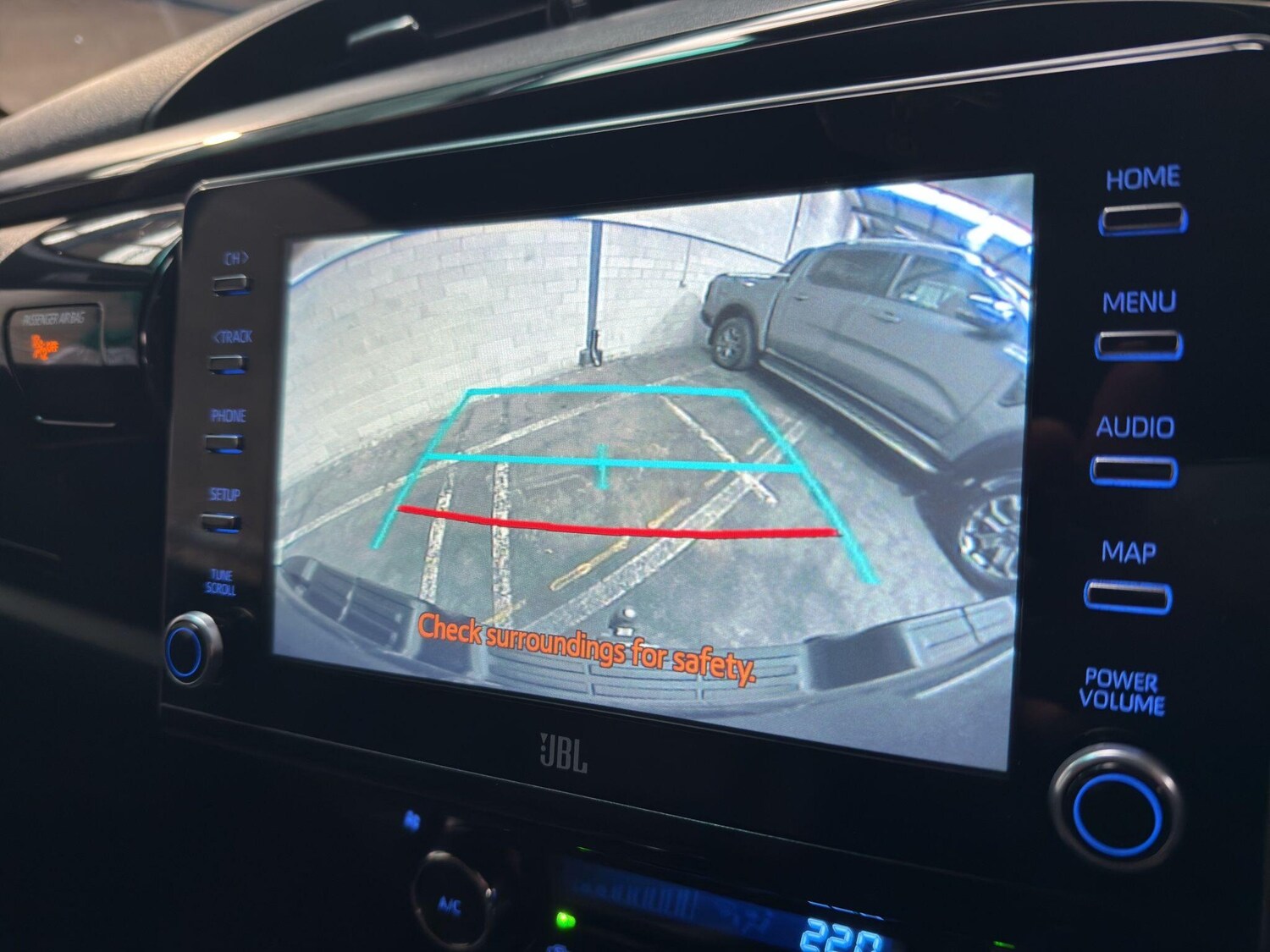 Used Toyota Hilux 2021 for sale - 77807740: Photo 22