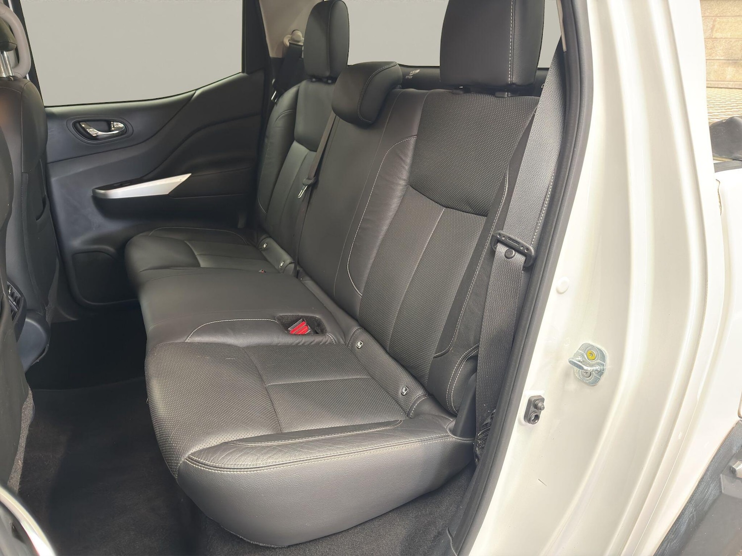 Used Nissan Navara 2018 for sale - 78035170: Photo 18