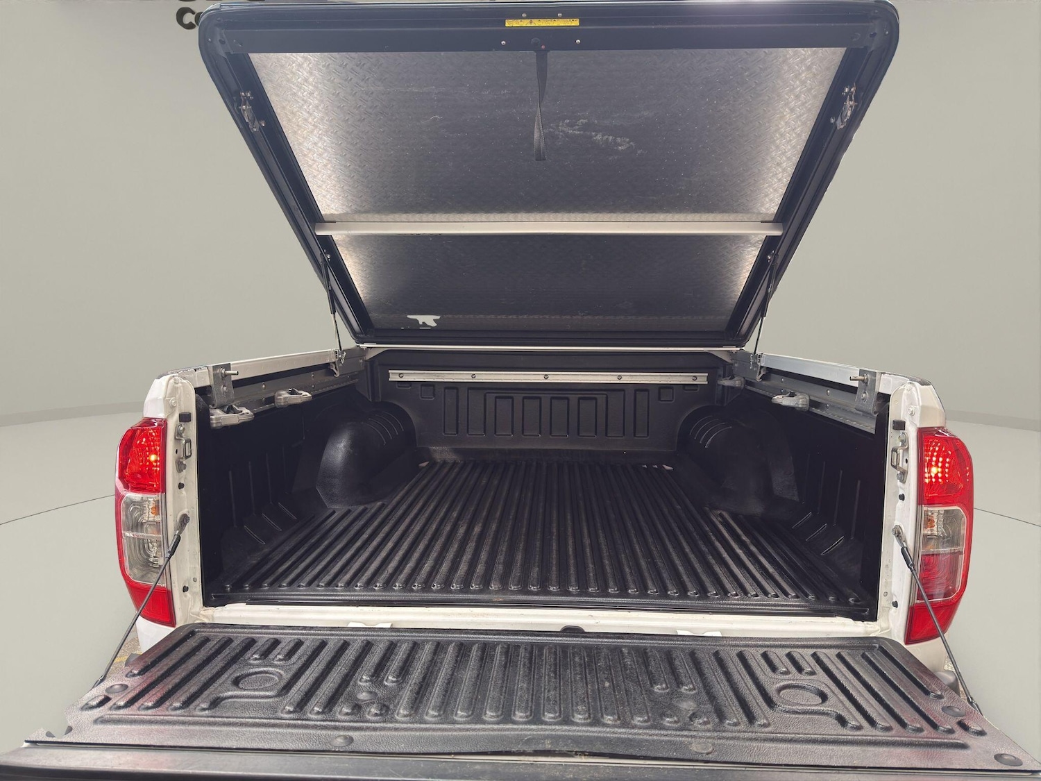 Used Nissan Navara 2018 for sale - 78035170: Photo 20