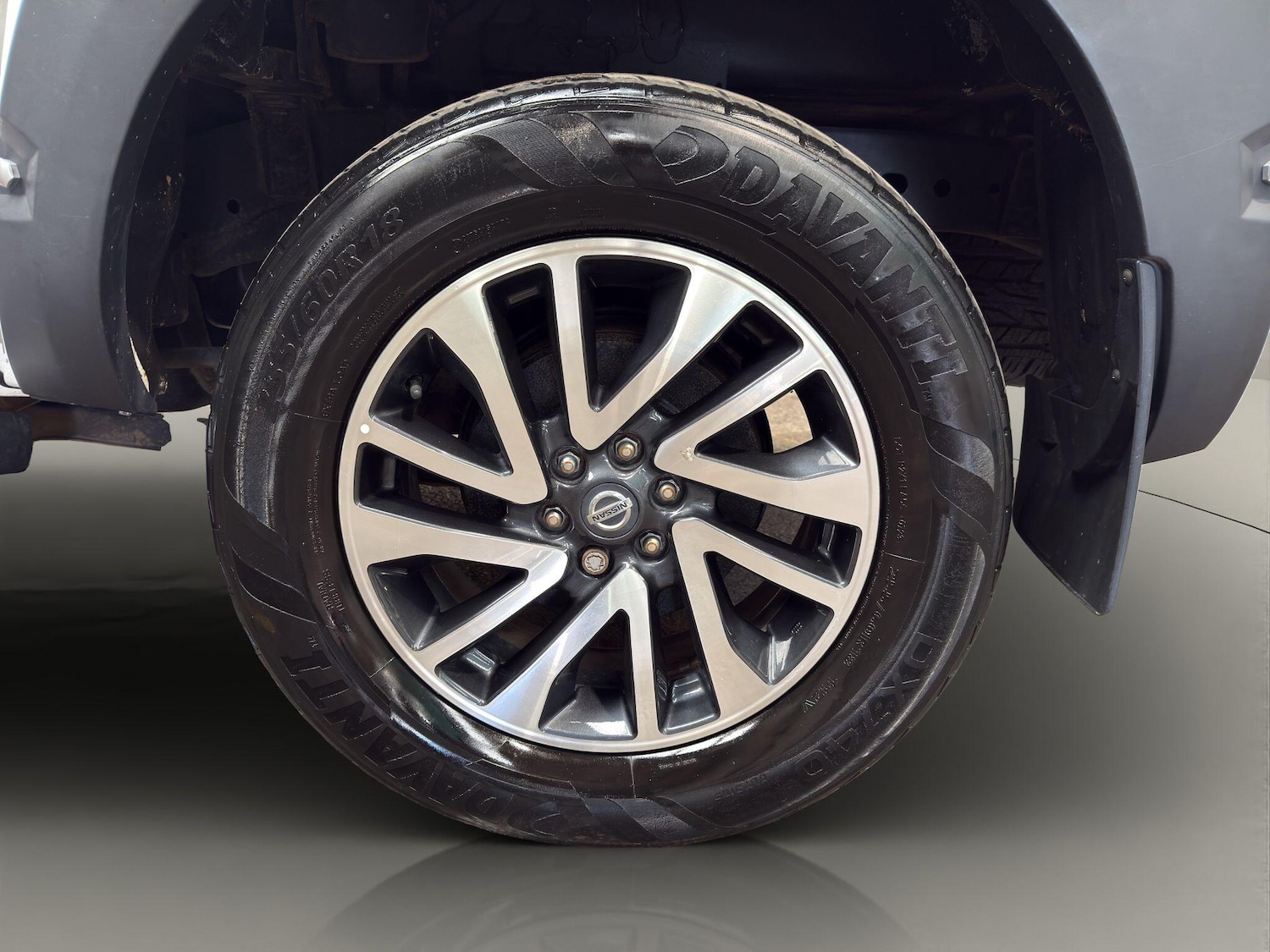 Used Nissan Navara 2018 for sale - 78035170: Photo 25