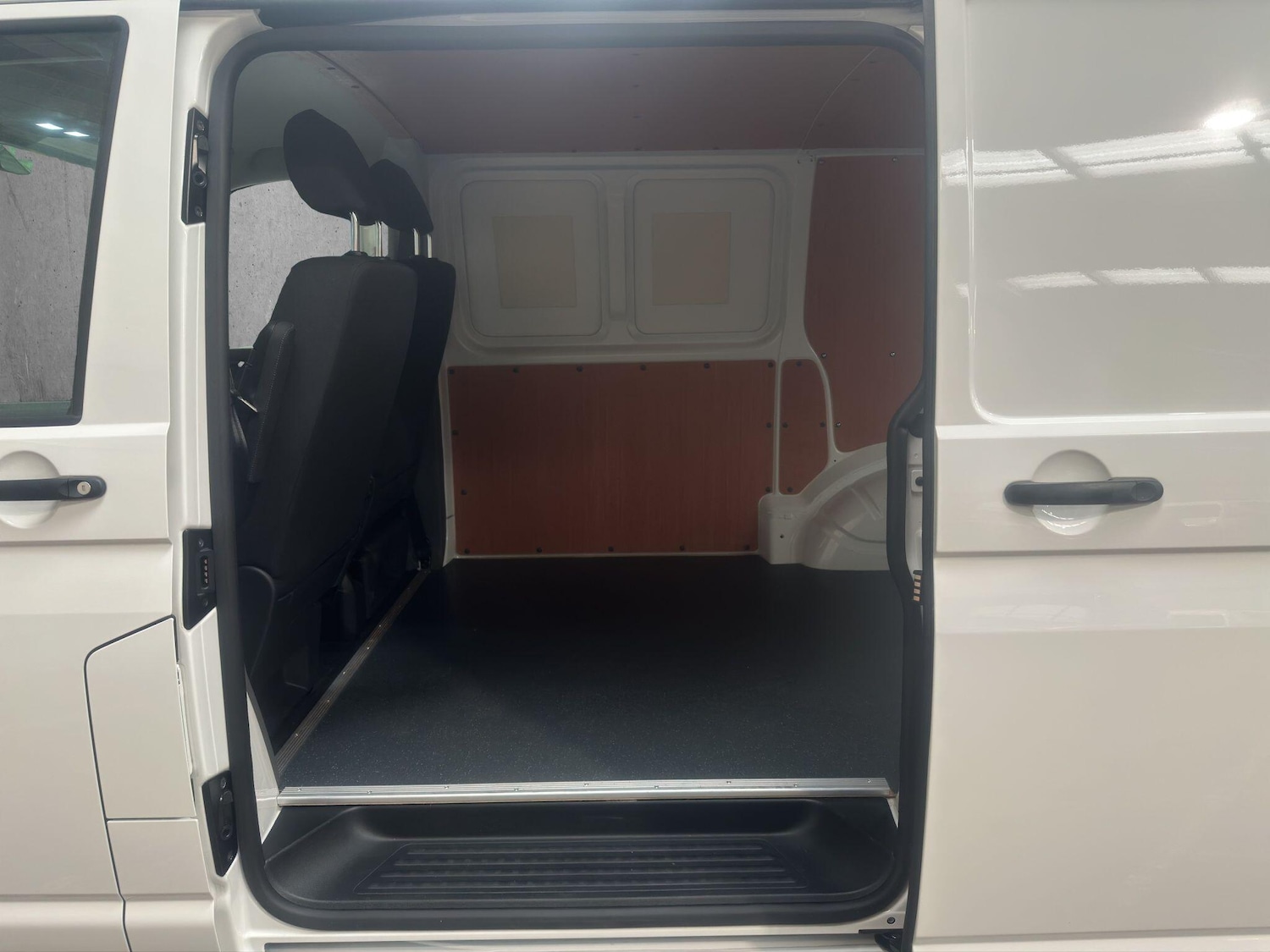 Used Volkswagen Transporter 2023 for sale - 76315224: Photo 11