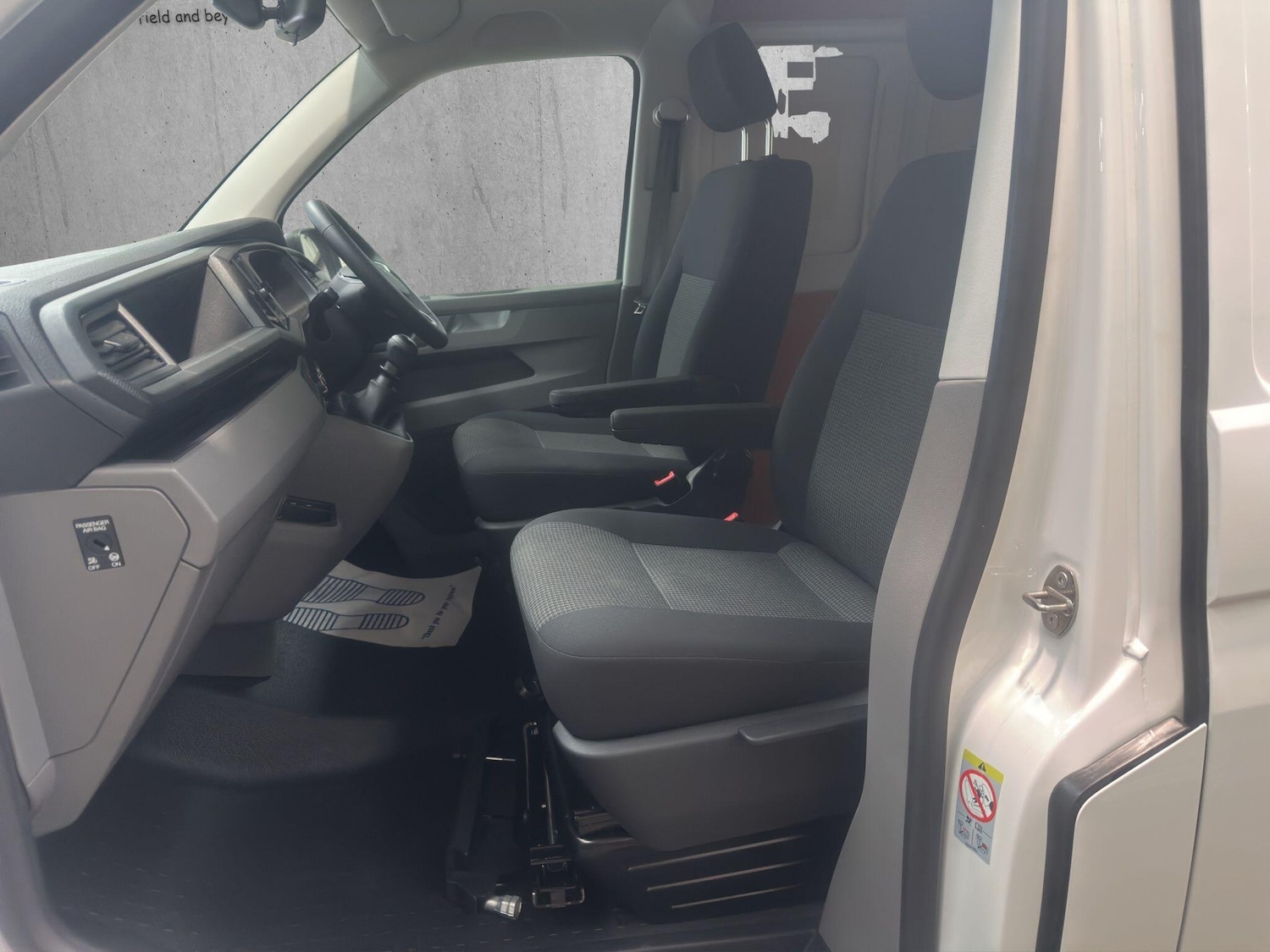Used Volkswagen Transporter 2023 for sale - 76315224: Photo 16