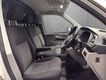 Used Volkswagen Transporter 2022 for sale - 77958047: Photo