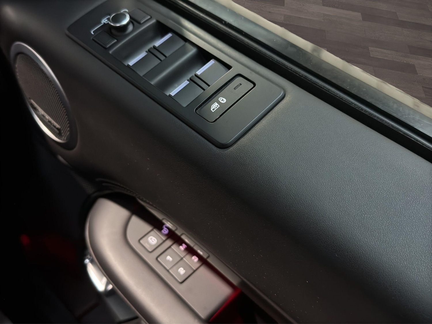 Used Land Rover Discovery 2019 for sale - 76538788: Photo 12