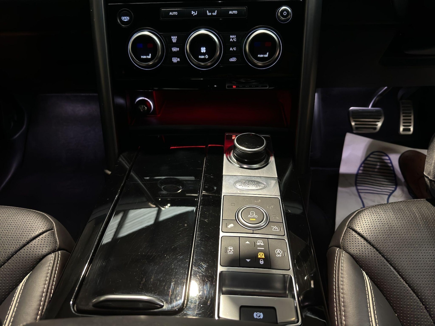 Used Land Rover Discovery 2019 for sale - 76538788: Photo 14