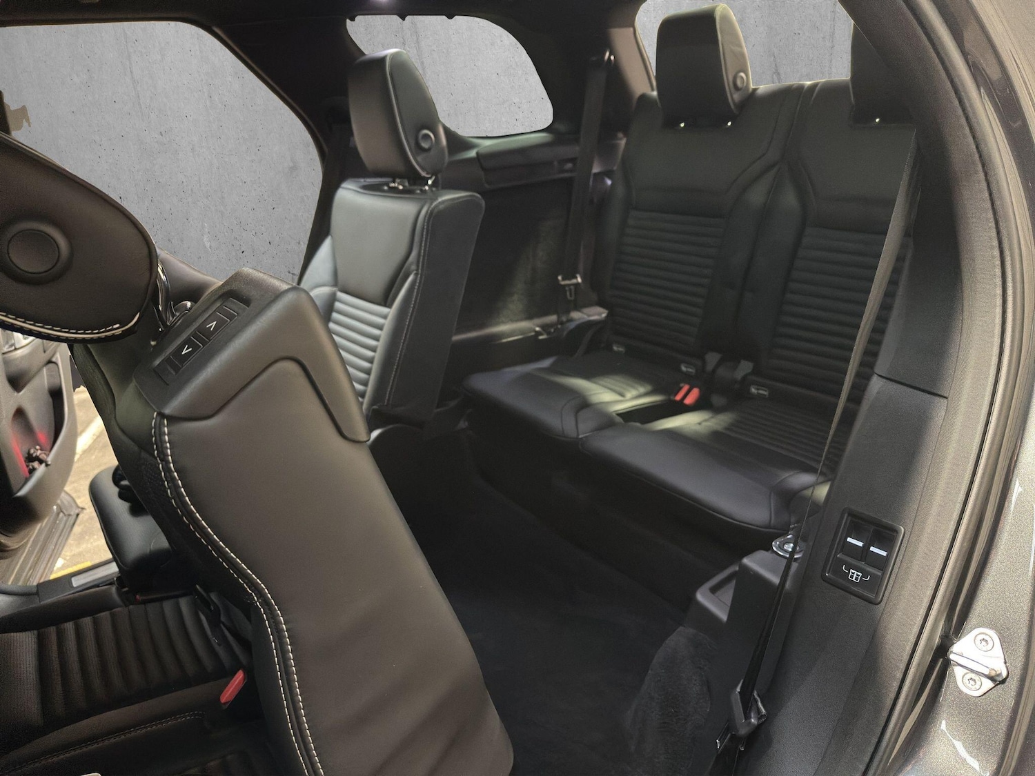 Used Land Rover Discovery 2019 for sale - 76538788: Photo 17