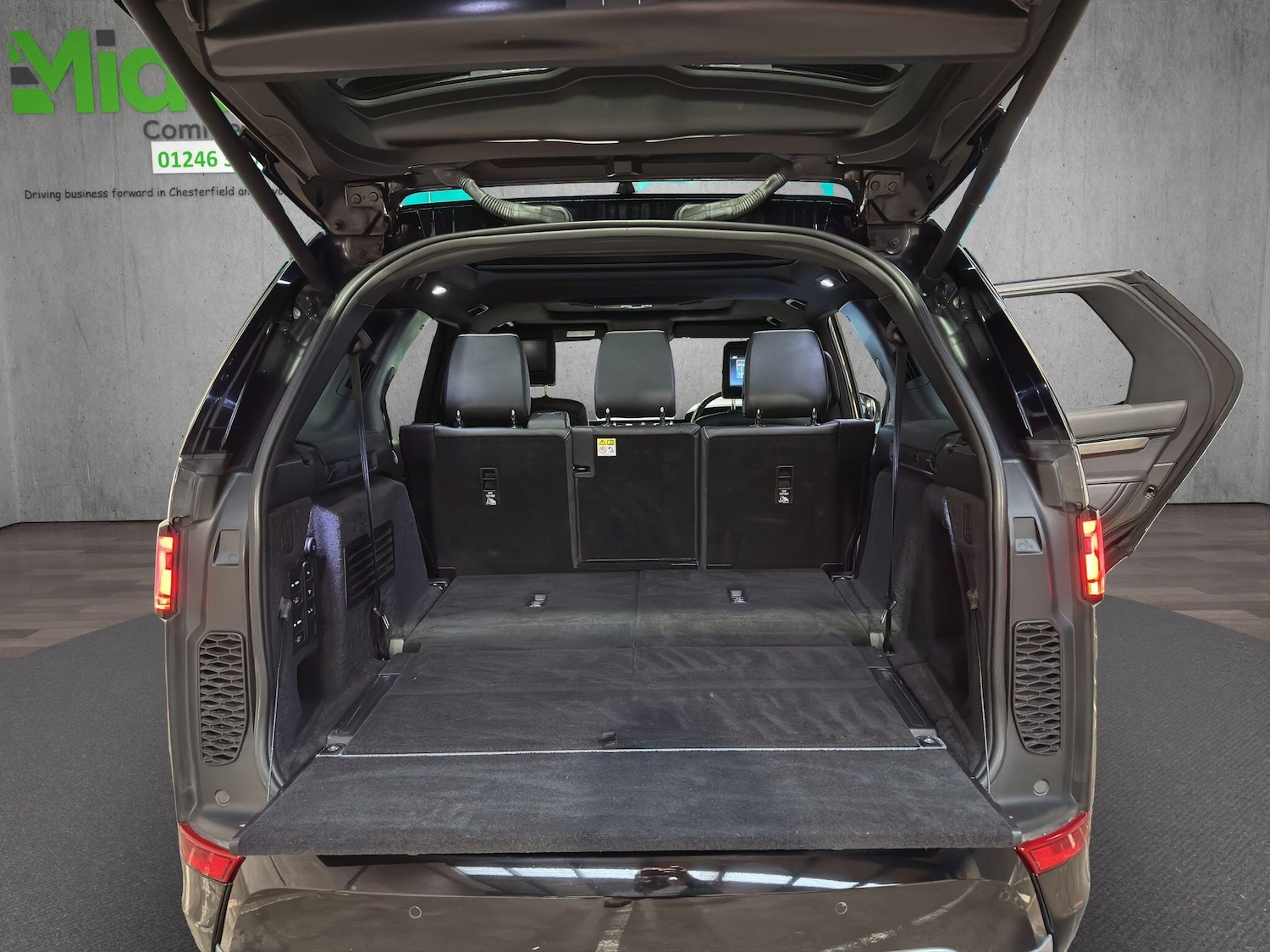 Used Land Rover Discovery 2019 for sale - 76538788: Photo 19