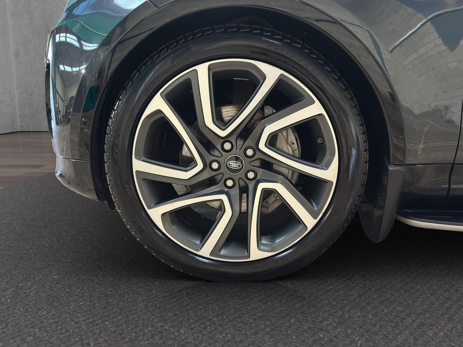 Used Land Rover Discovery 2019 for sale - 76538788: Photo 22