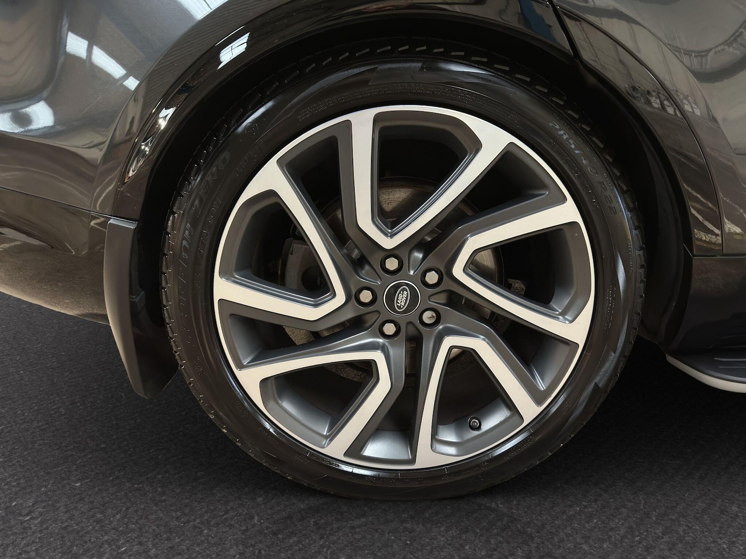 Used Land Rover Discovery 2019 for sale - 76538788: Photo 24