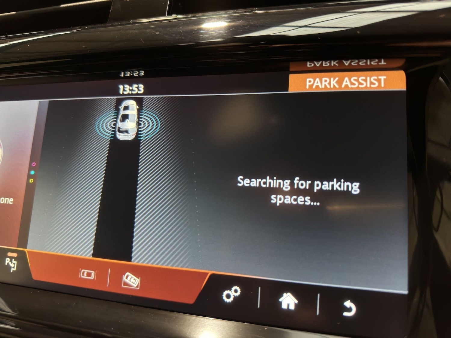 Used Land Rover Discovery 2019 for sale - 76538788: Photo 31