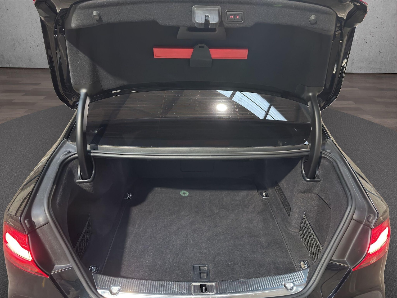 Used Audi A8 2014 for sale - 76423732: Photo 18