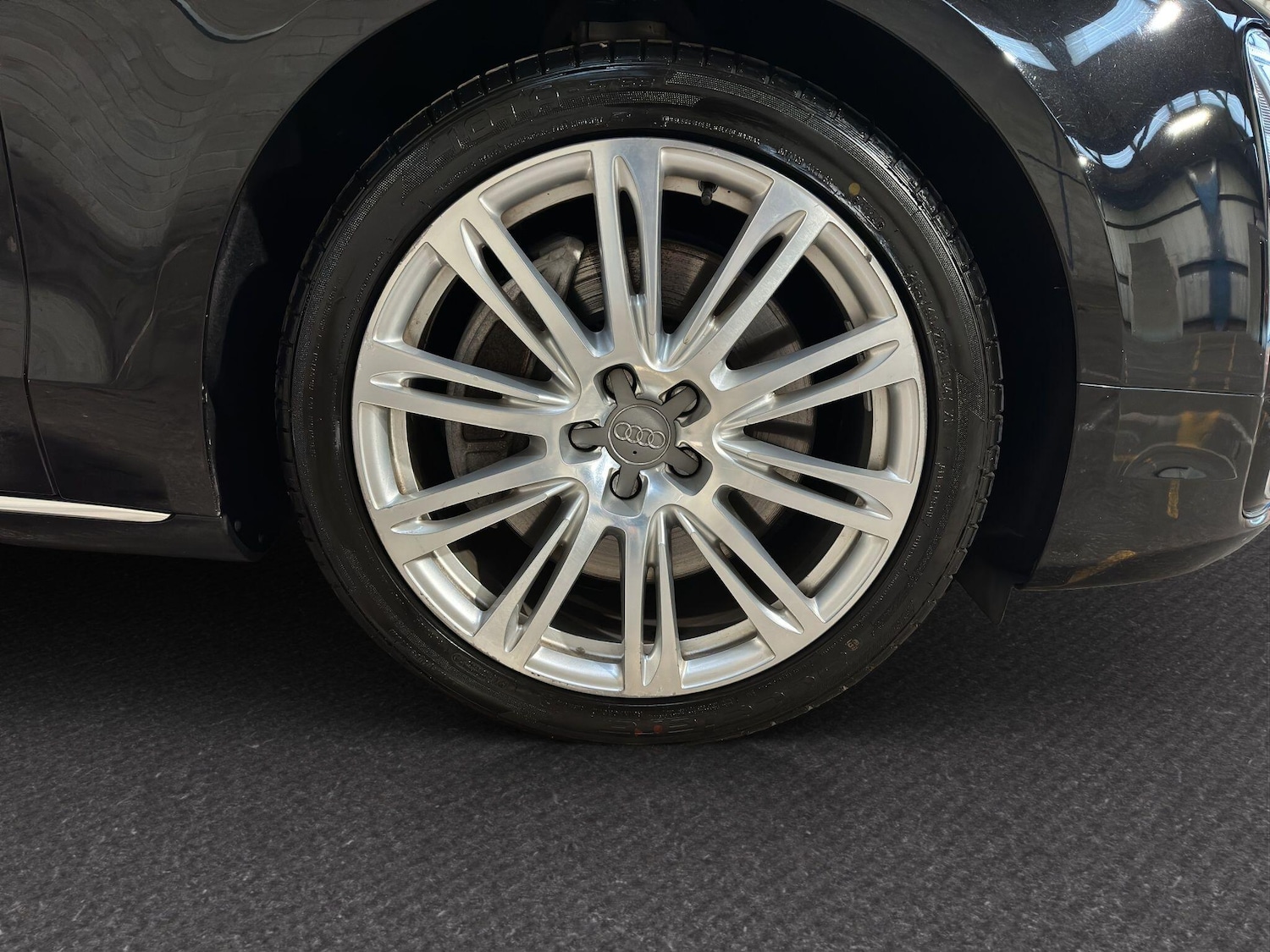 Used Audi A8 2014 for sale - 76423732: Photo 21